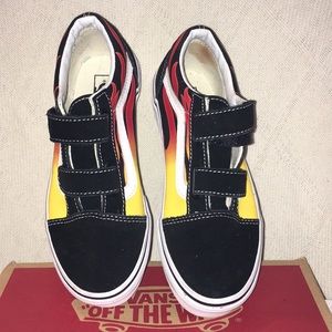 Old Skool Vans With Straps